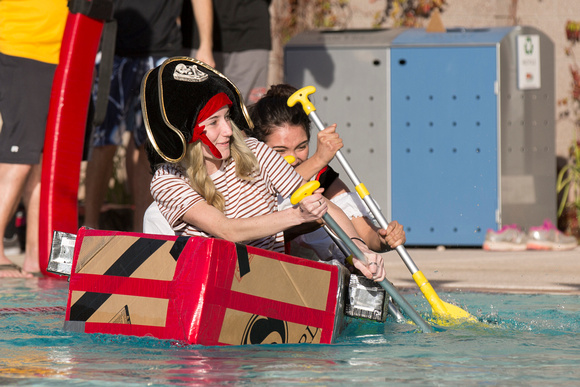 Cardboard-boat-races-0651a