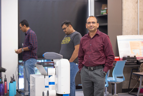 Siddharth-Srivastava-Robot-Lab-2019-EG-7377a